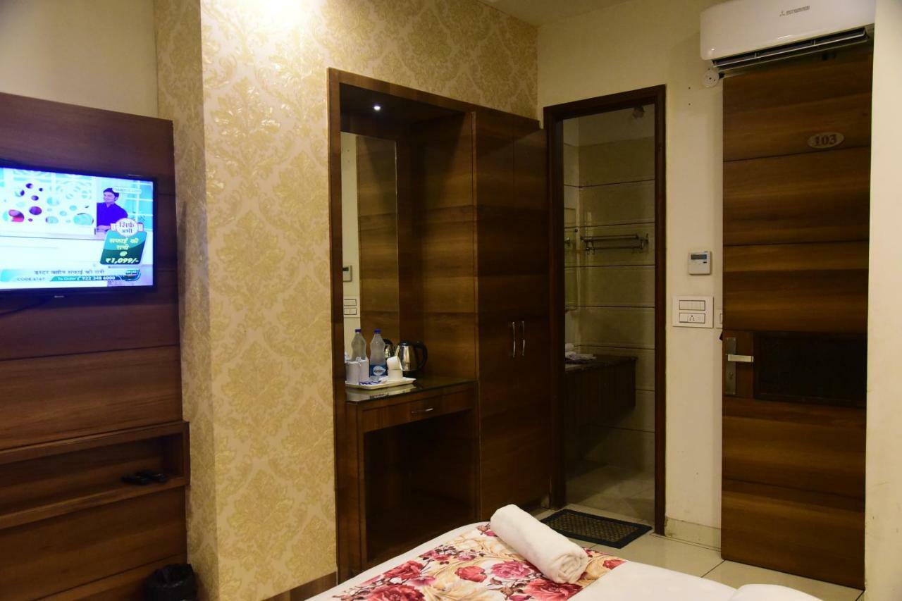 Hotel D S Inn Amritsar Exterior foto
